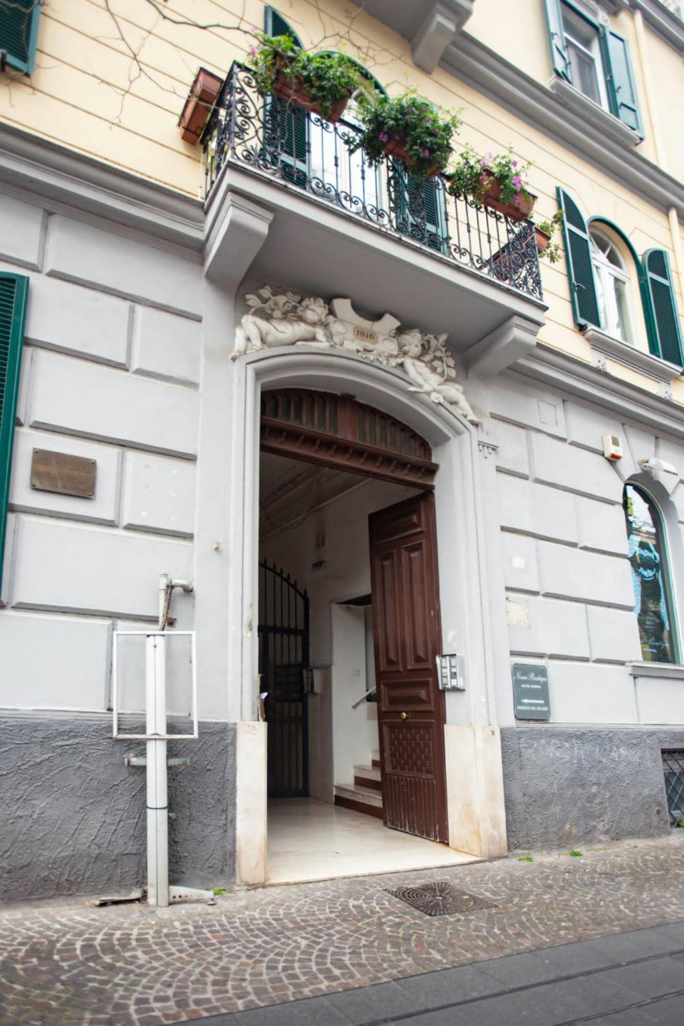 Vomero House نابولي المظهر الخارجي الصورة